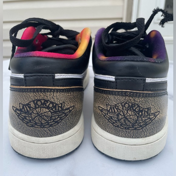 Air Jordan 1 Low 'Wear-Away - Tan' - Picture 3 of 3